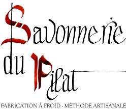 La douceur des SAVONS A FROID & bio – Savonnerie du Pilat